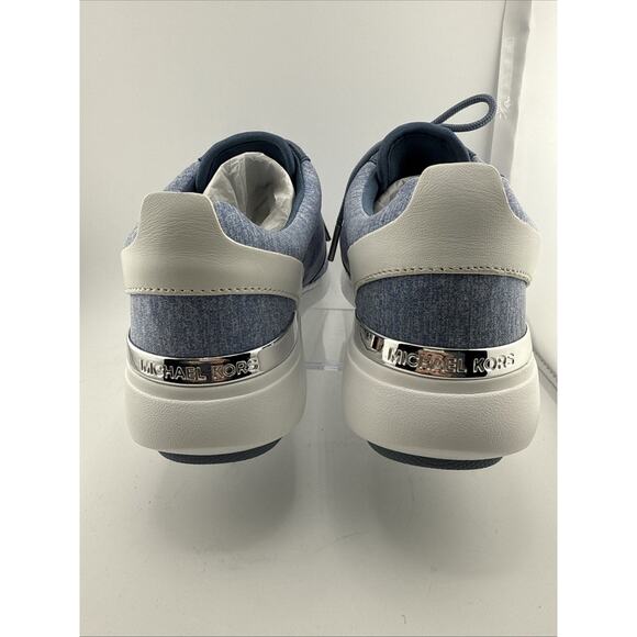 Michael Kors Women’s‎ Amanda Trainer Sneakers Sz 7.5 M Color Pale Blue White NIB - Picture 6 of 12